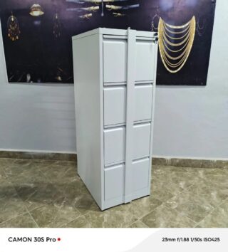DC112 4 drawer metallic filing cabinet with bar