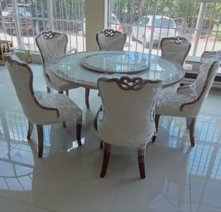 Candy 6 Seater Round Marble dining table